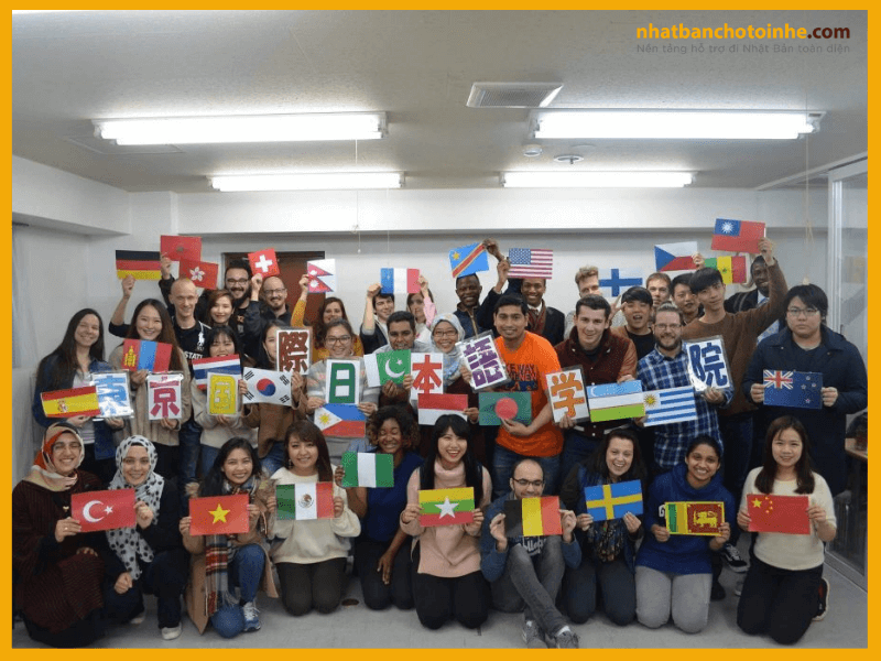 Học viên của học viện Nhật ngữ Quốc tế Tokyo (TIJS) mang nhiều quốc tịch khác nhau
