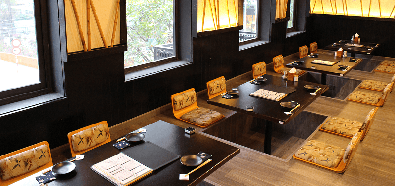 Không gian sang trọng tại nhà hàng Nhật