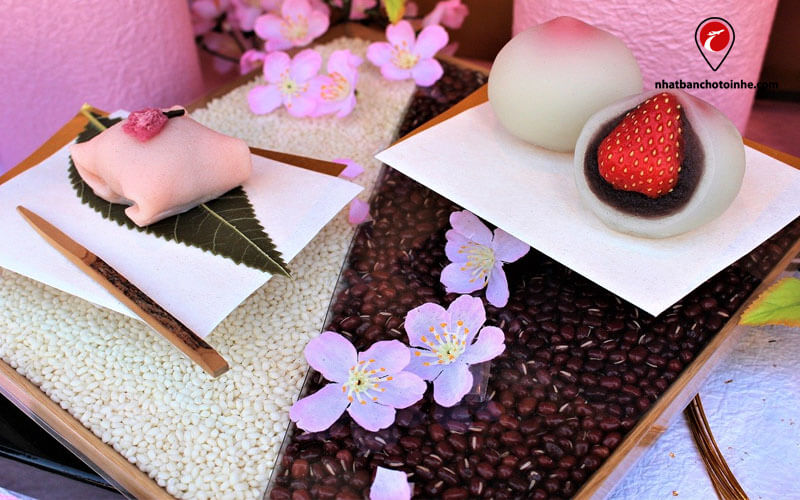 Du lịch Nhật Bản tháng 3: Mochi dâu tây_món bánh ngọt vào mùa xuân