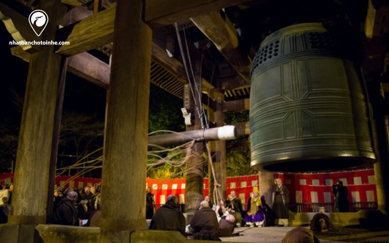 108 tiếng chuông chùa trong tết Nhật Bản