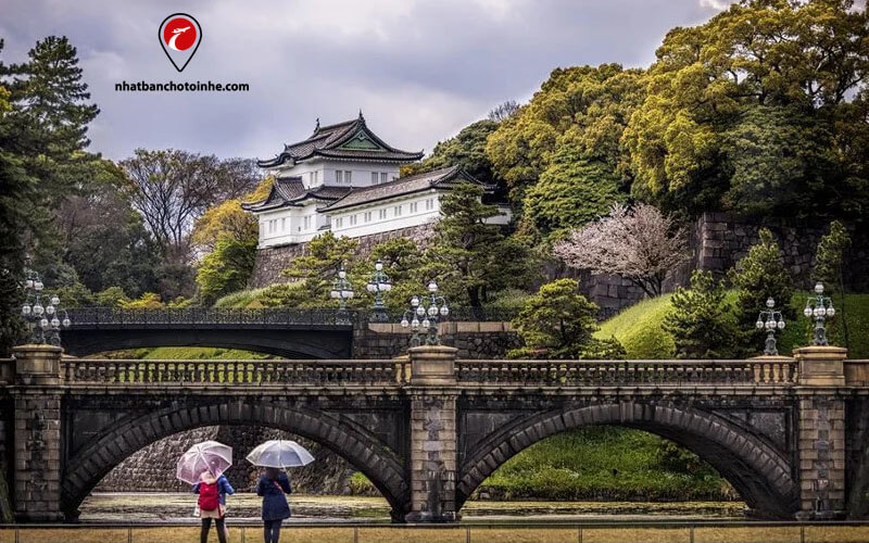 Du lịch Nhật Bản tháng 5: Hoàn cung hiện nay là nơi ở của hoàng gia Nhật