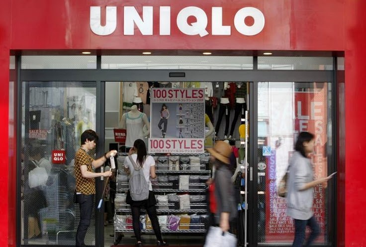 Cửa hàng quần áo thời trang Uniqlo