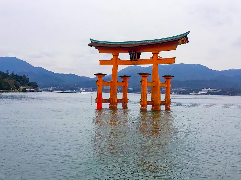 Đền Itsukushima