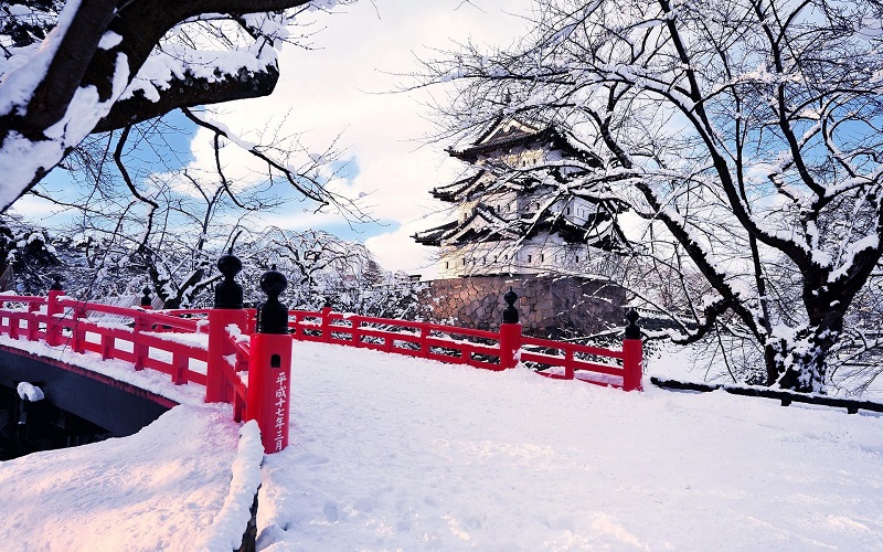 Công viên thành cổ Hirosaki