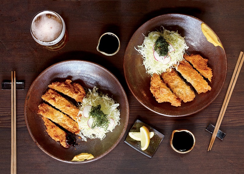 Thịt tẩm bột chiên Katsu-don